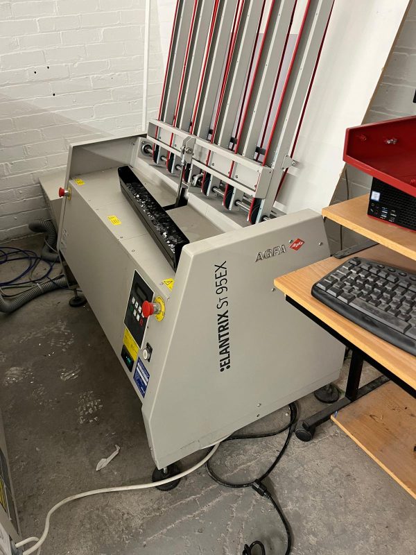 PT-R4300S
